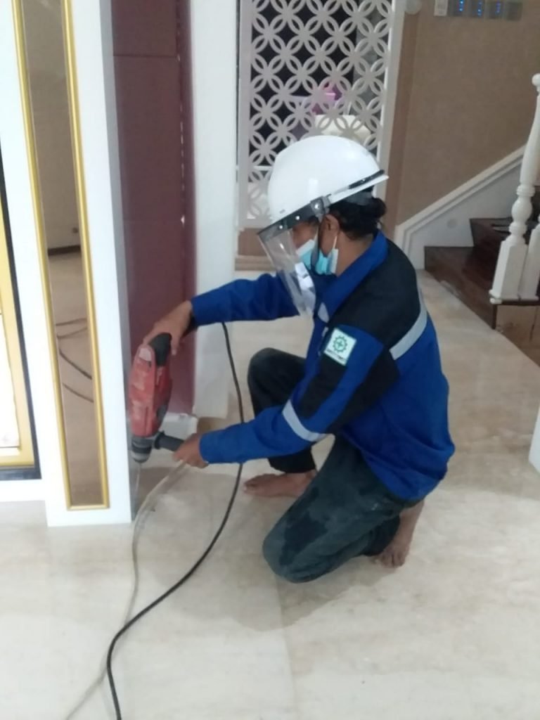 Jasa Suntik Anti Rayap Terbaik